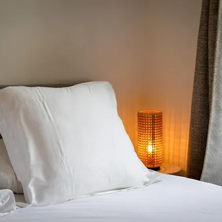 Сasa de vacaciones Barthélémy Cozy House In The Center Ruan